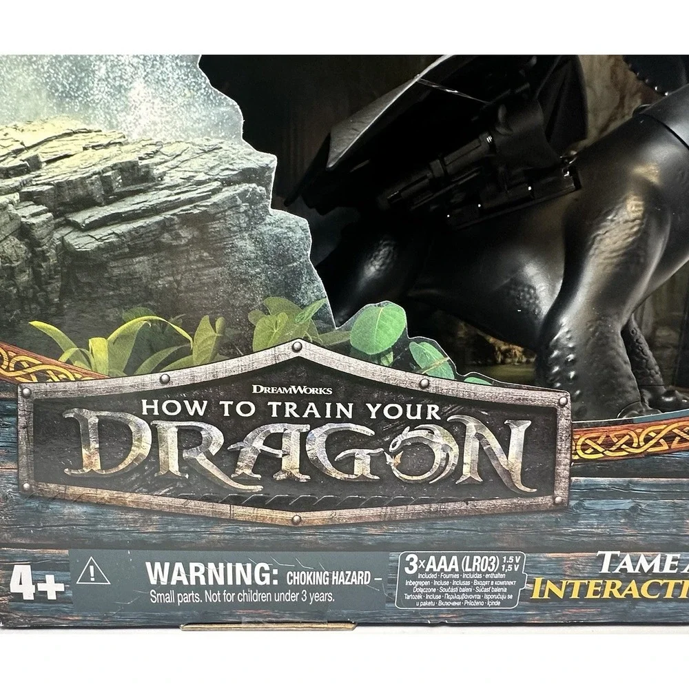 How to Train Your Dragon Interactive Toothless Dragon Figure Tame Train Sounds